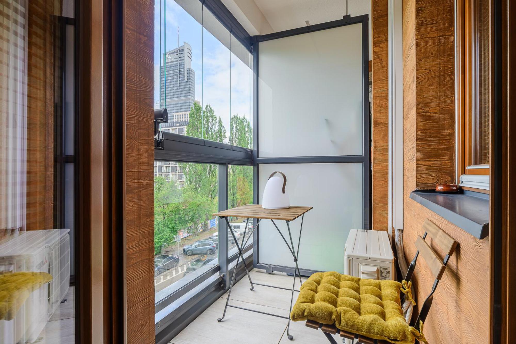 Cozy Family Apartments With Balcony Near Zlote Tarasy Варшава Экстерьер фото